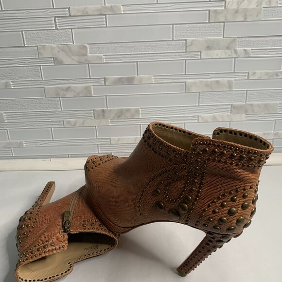 BCBG Maxazria Caramel Leather Stud Embellished Ankle Bootie Side Zipper Closure - Picture 4 of 6